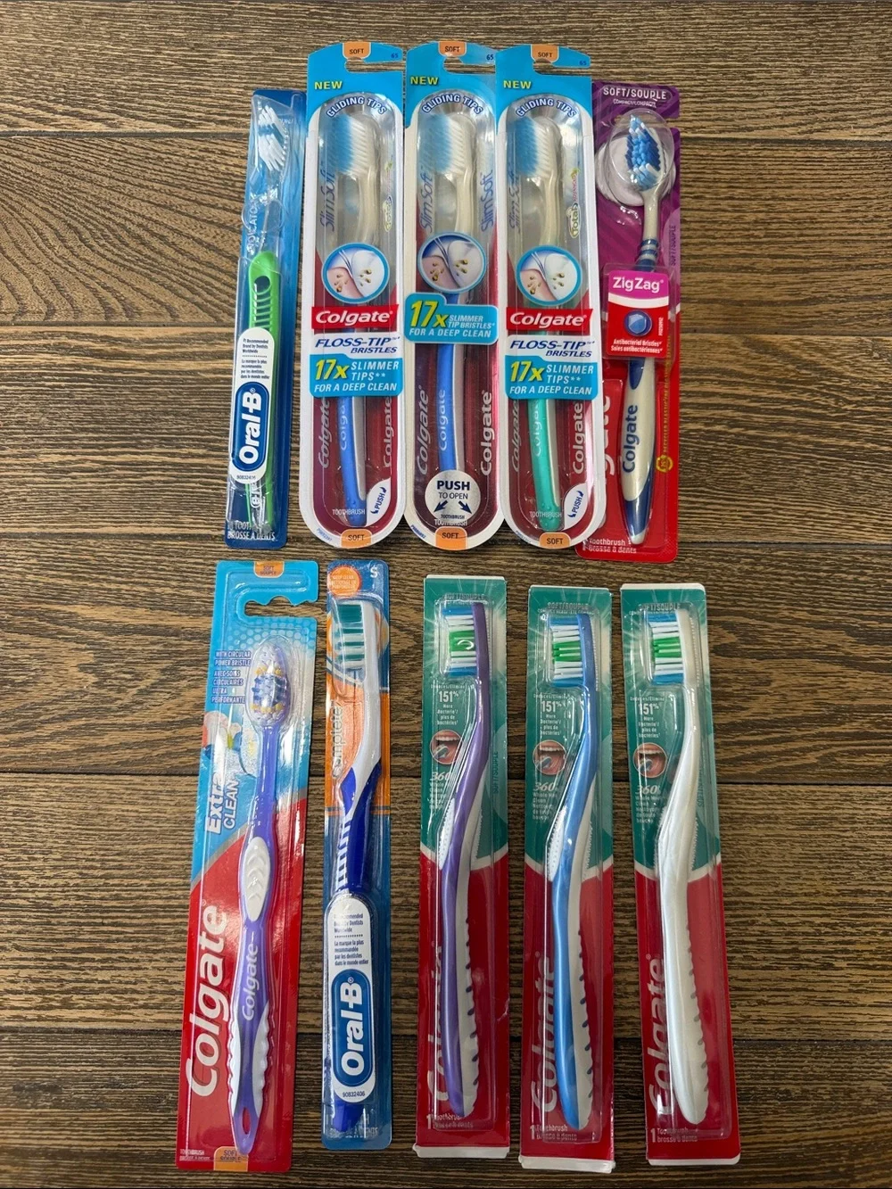 10 Colgate & Oral-B Toothbrush Bundle Soft Bristles Extra Clean Dentist Brush